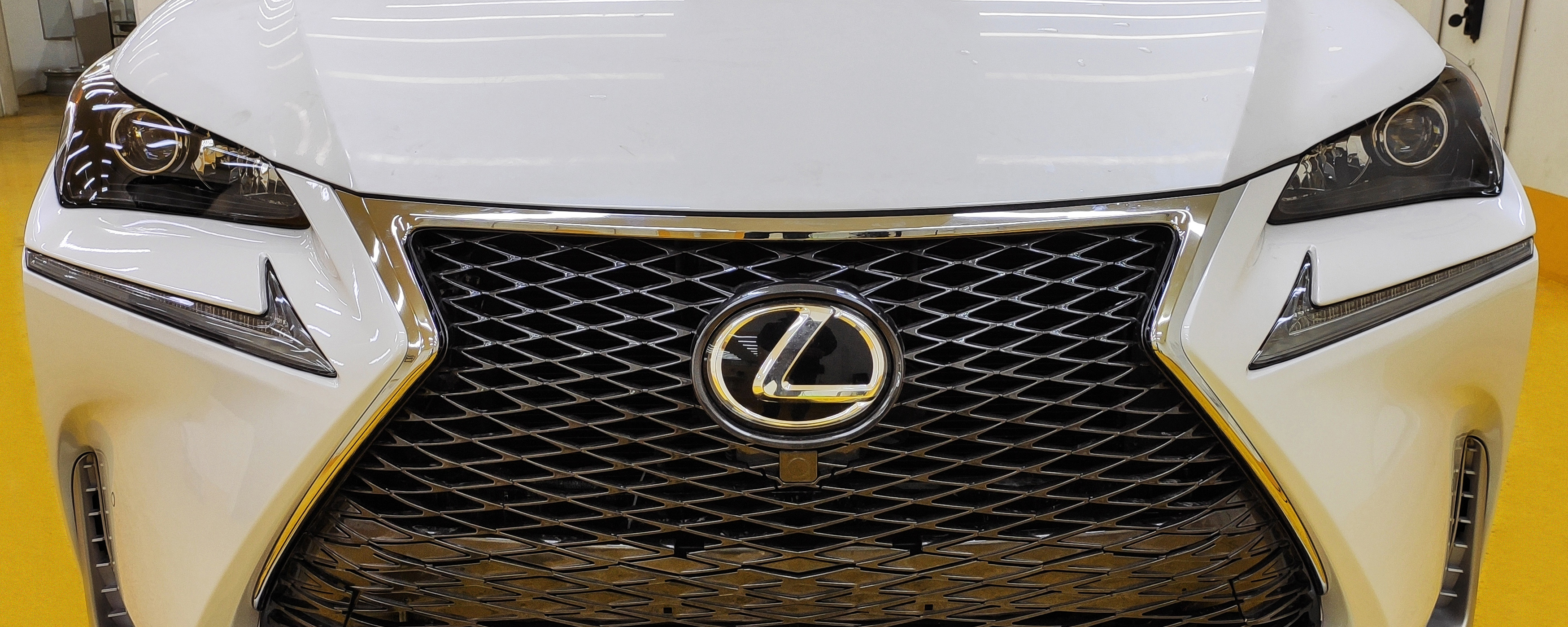 Lexus NX. Восстановление геометрии, ремонт, покраска кузова и полировка